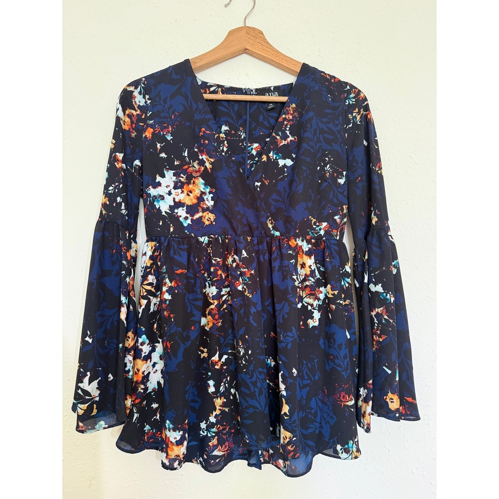 ana A New Approach Navy Floral Peplum Tunic Top Bell Sleeve XS‎
